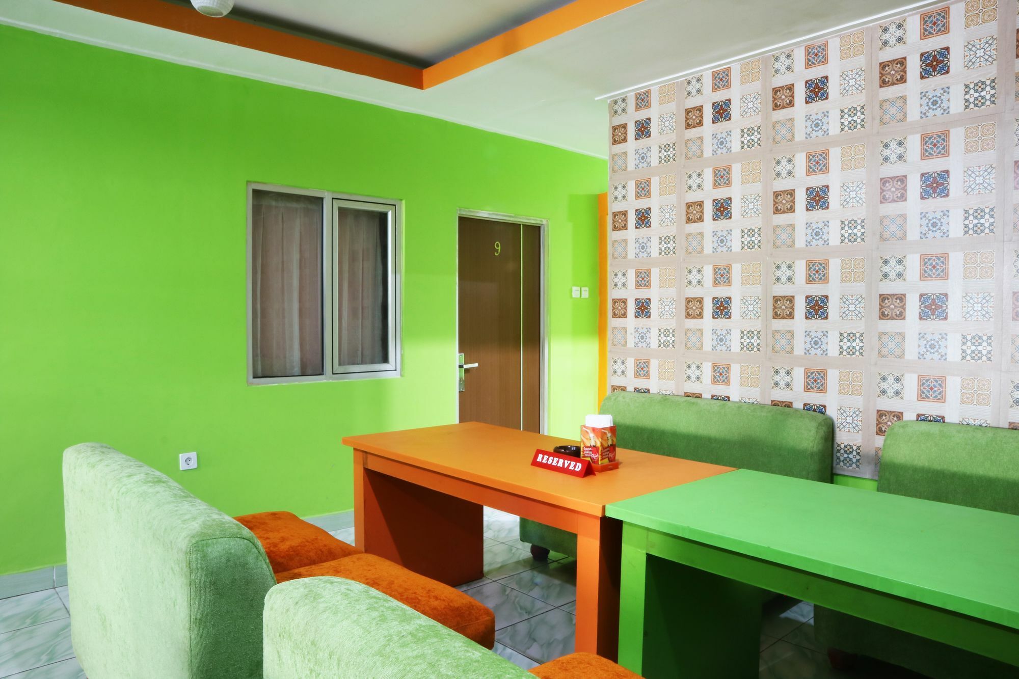 Seungit Syariah Inn Tebet Mitra Reddoorz Jakarta Kültér fotó