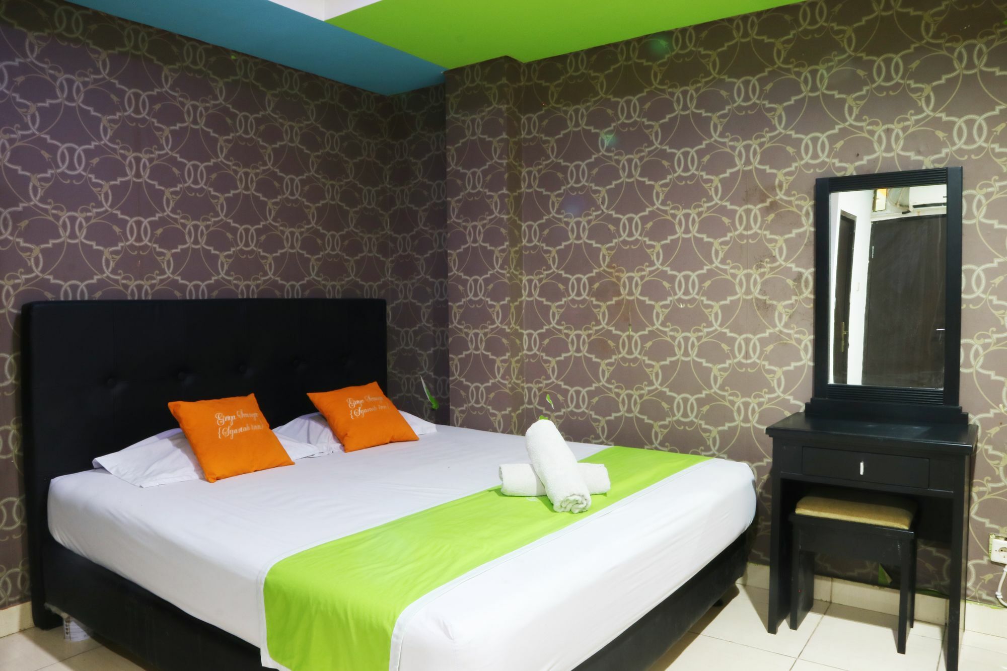 Seungit Syariah Inn Tebet Mitra Reddoorz Jakarta Kültér fotó